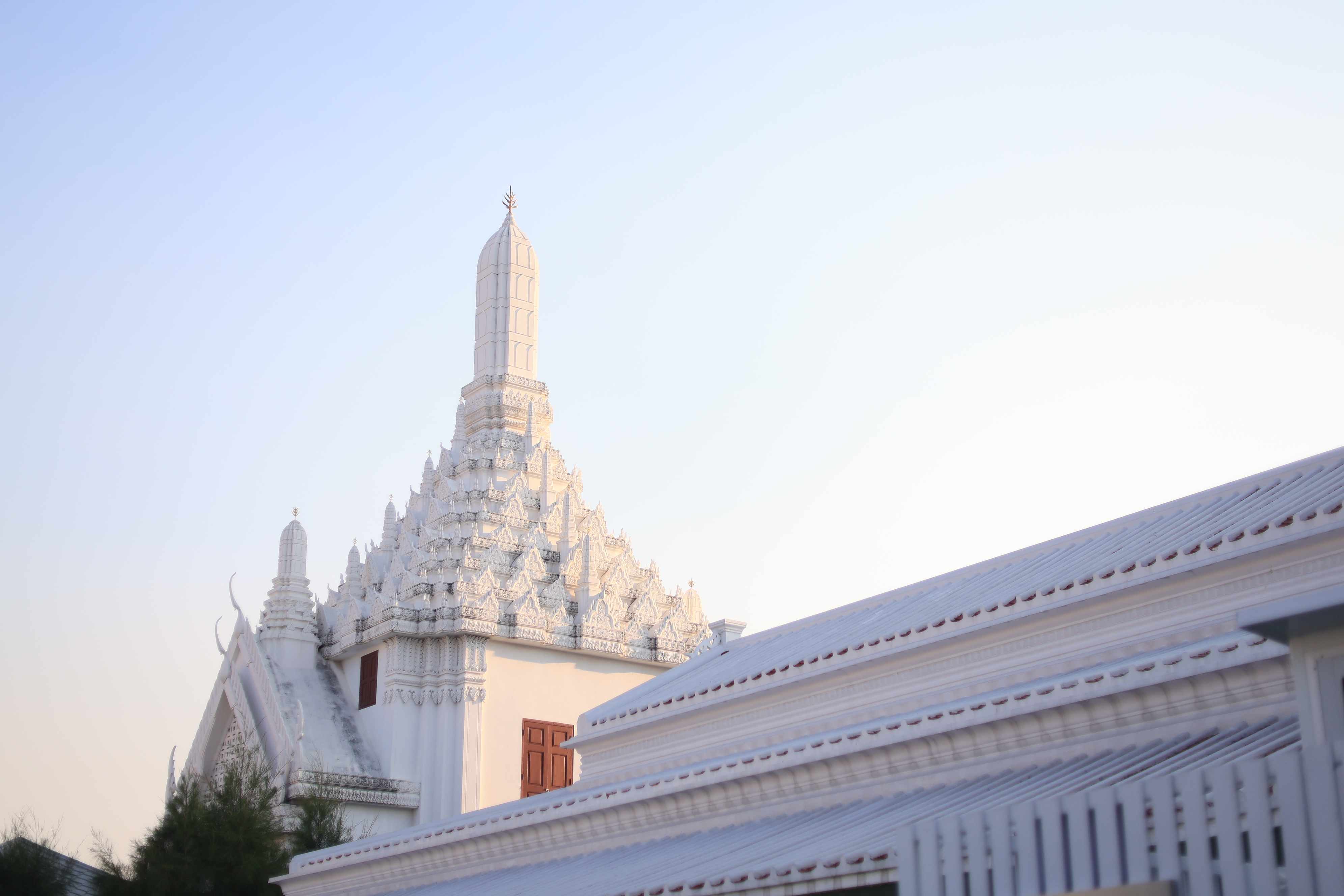 title - สำนักงานการปฏิรูปที่ดินเพื่อเกษตรกรรม รับพระราชทานพระบรมราชานุญาตให้ร่วมเป็นเจ้าภาพบำเพ็ญกุศลถวายพระบรมศพ สมเด็จพระนางเจ้าสิริกิติ์ พระบรมราชินีนาถ พระบรมราชชนนีพันปีหลวง